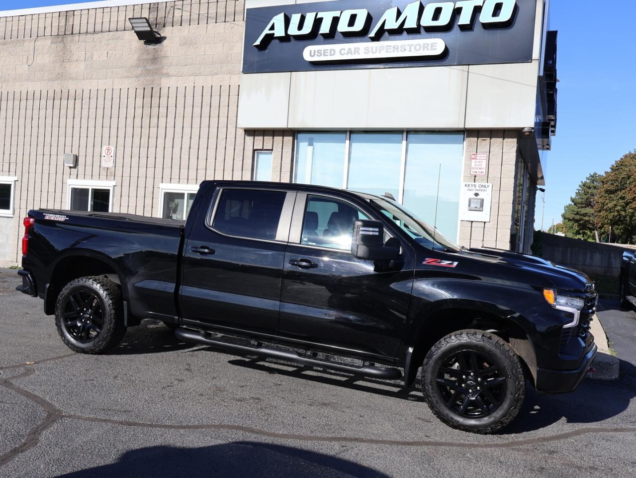 Used 2022 Chevrolet Silverado 1500 V8 LT TRAIL BOSS-Z71 PKG CREW 4WD CERTIFIED *ACCIDENT FREE* CAMERA NAV BLUETOOTH HEATED SEAT/STEERING CRUISE ALLOYS for sale in Burlington, ON