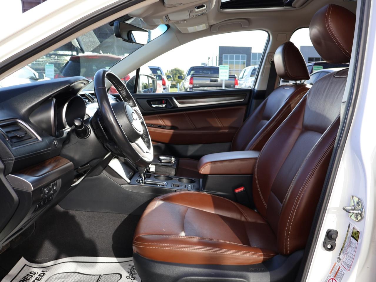 2019 Subaru Outback LIMITED AWD CERTIFIED *ACCIDENT FREE* NAVI CAMERA HEATED STEERING/4 SEATS SUNROOF B.SPOT P.SHIFTERS - Photo #15