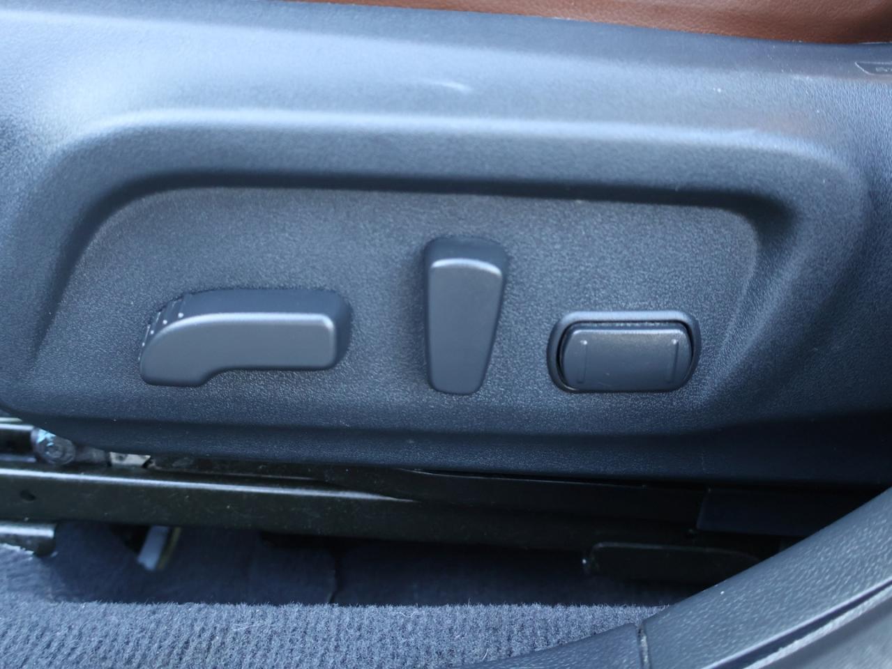 2019 Subaru Outback LIMITED AWD CERTIFIED *ACCIDENT FREE* NAVI CAMERA HEATED STEERING/4 SEATS SUNROOF B.SPOT P.SHIFTERS - Photo #26