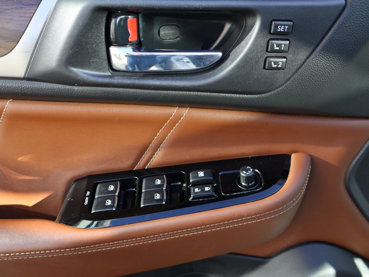 2019 Subaru Outback LIMITED AWD CERTIFIED *ACCIDENT FREE* NAVI CAMERA HEATED STEERING/4 SEATS SUNROOF B.SPOT P.SHIFTERS - Photo #29