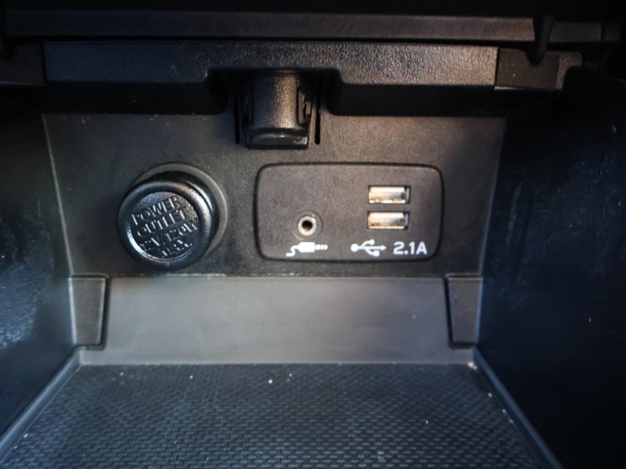 2019 Subaru Outback LIMITED AWD CERTIFIED *ACCIDENT FREE* NAVI CAMERA HEATED STEERING/4 SEATS SUNROOF B.SPOT P.SHIFTERS - Photo #35