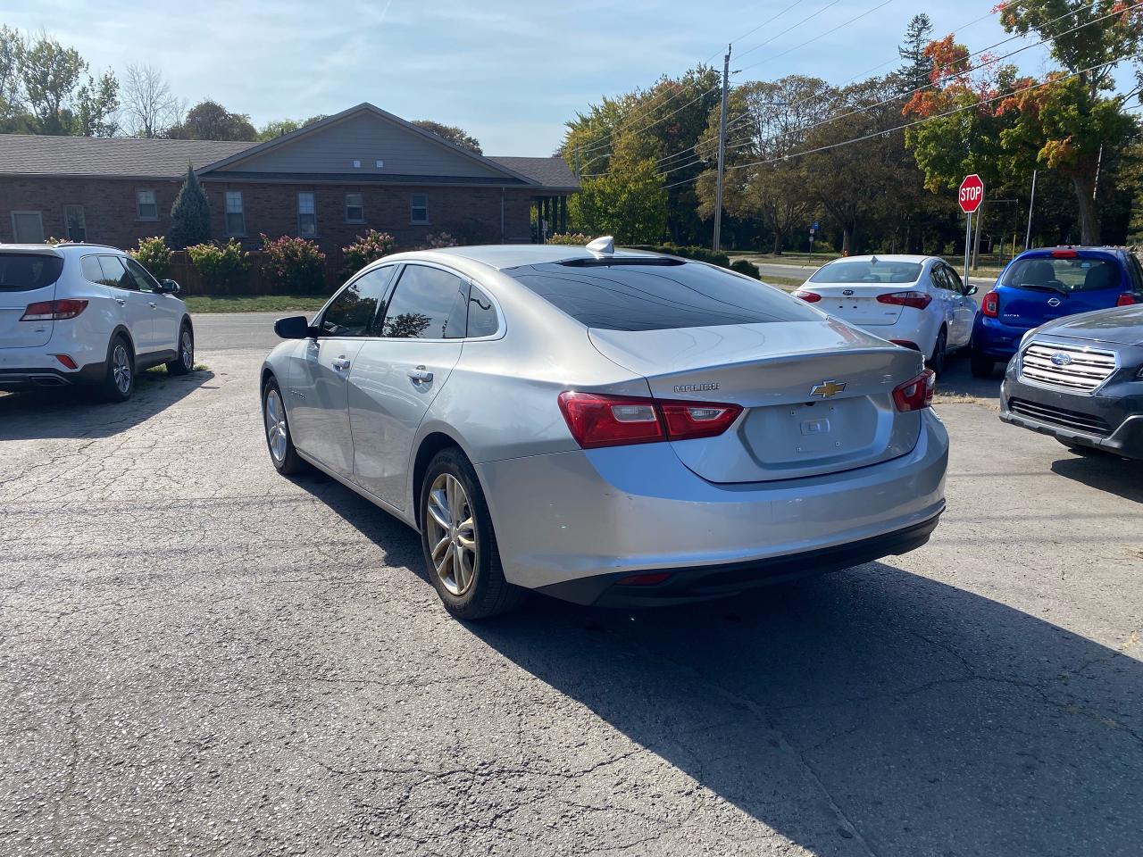 2018 Chevrolet Malibu LT - Photo #5