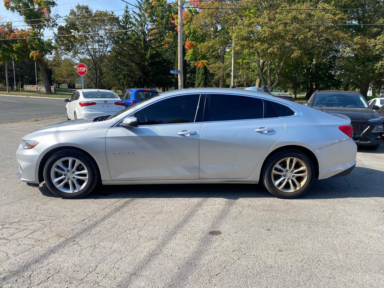 2018 Chevrolet Malibu LT - Photo #4