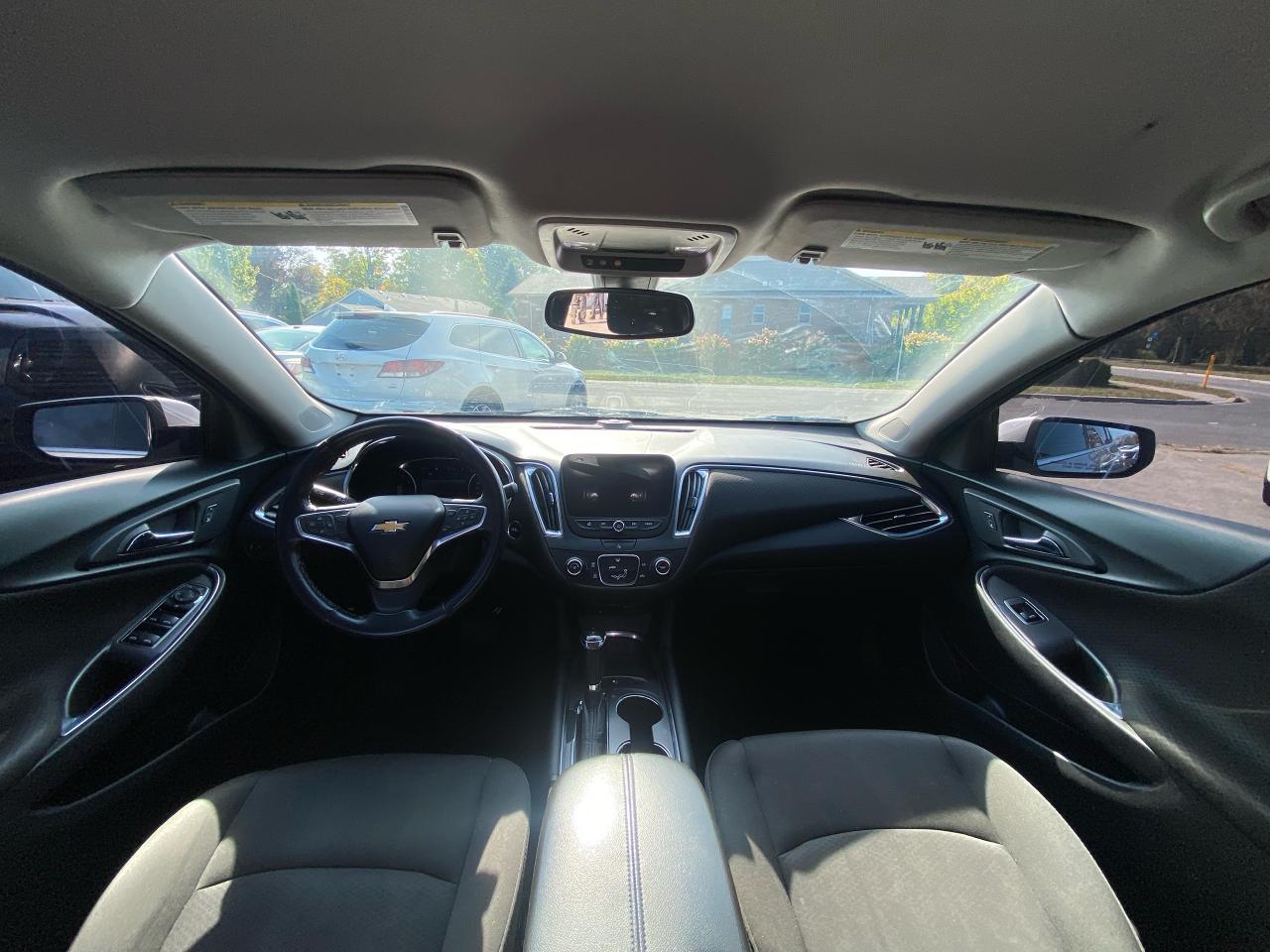 2018 Chevrolet Malibu LT - Photo #15