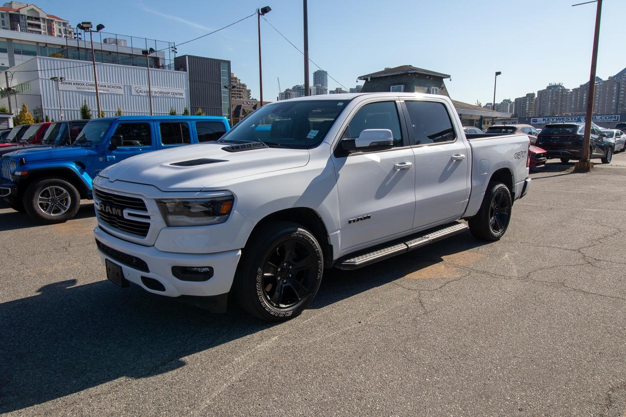 2023 RAM 1500 SPORT 4X4 CREW CAB 5'7" BOX Photo2
