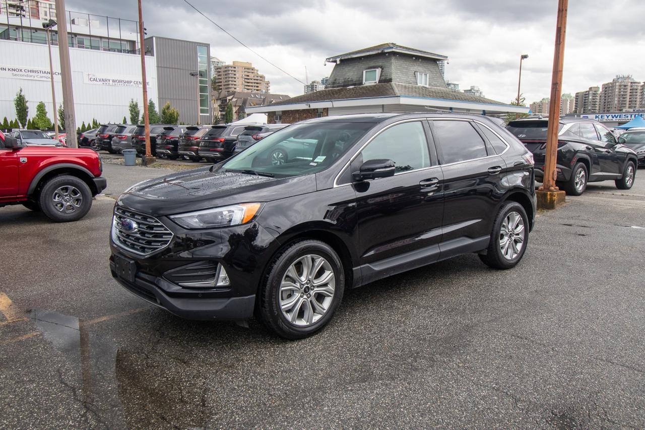 2023 Ford Edge Titanium AWD Photo