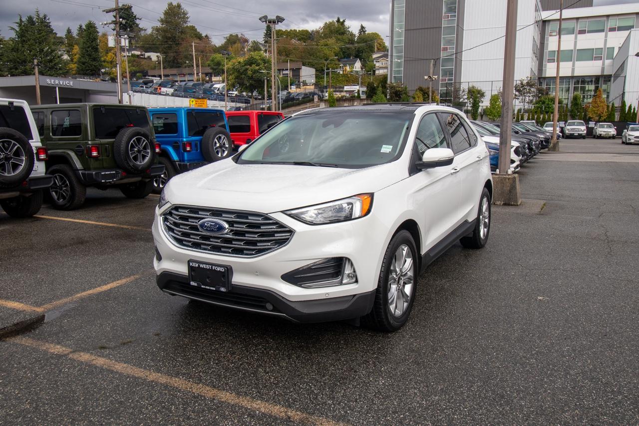 2023 Ford Edge Titanium AWD Photo