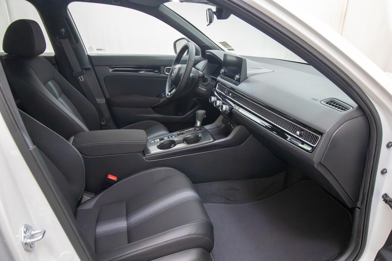 2026 Honda Civic Sport Photo5
