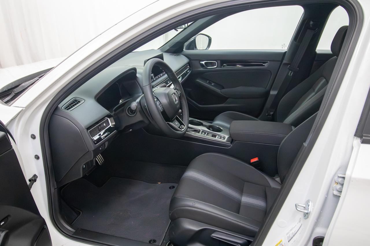 2026 Honda Civic Sport Photo5
