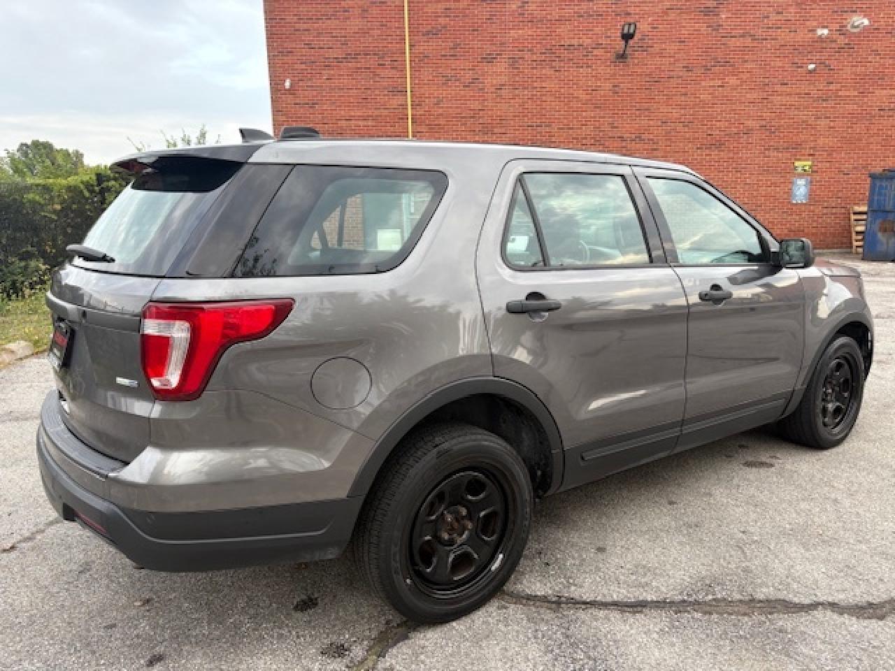 2019 Ford Police Interceptor Utility AWD Photo3