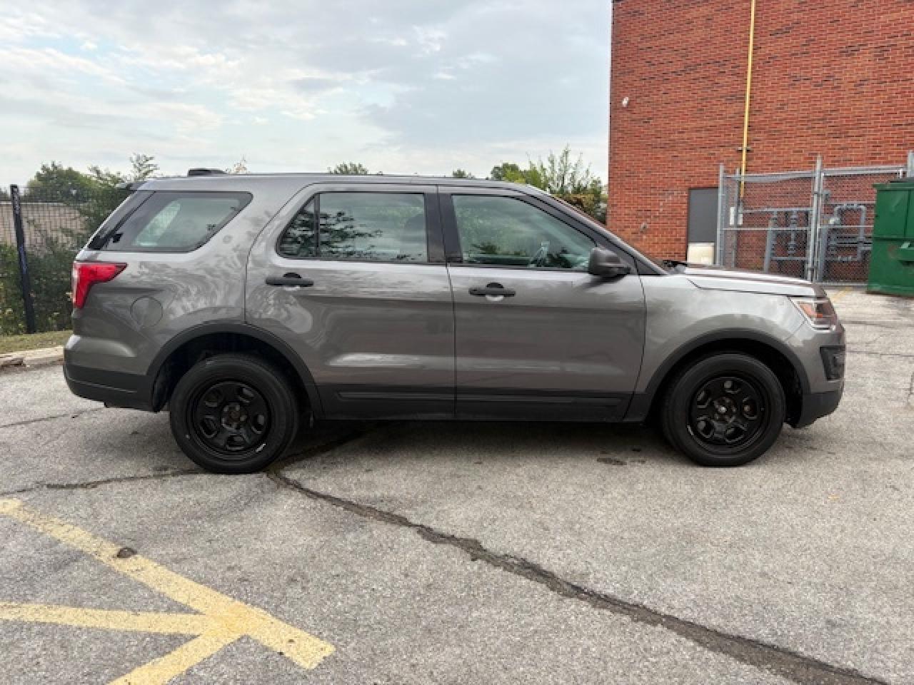 2019 Ford Police Interceptor Utility AWD Photo4