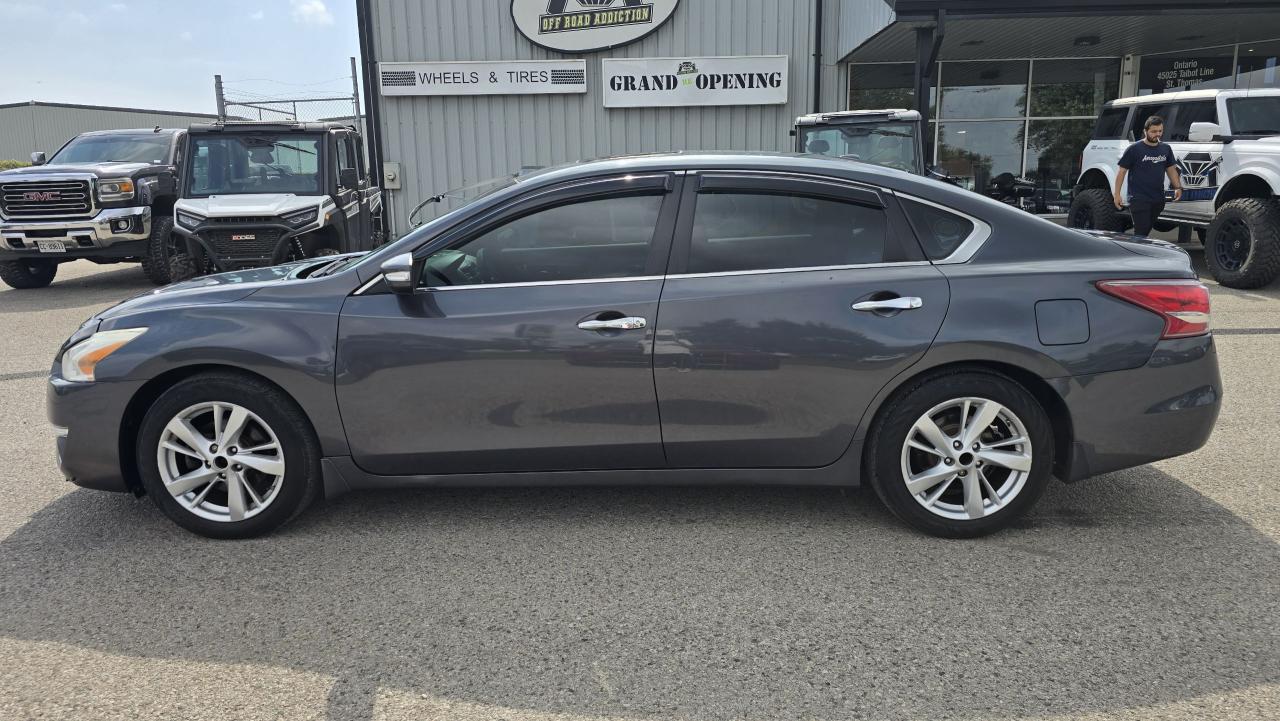2013 Nissan Altima 2.5 SL - Photo #2