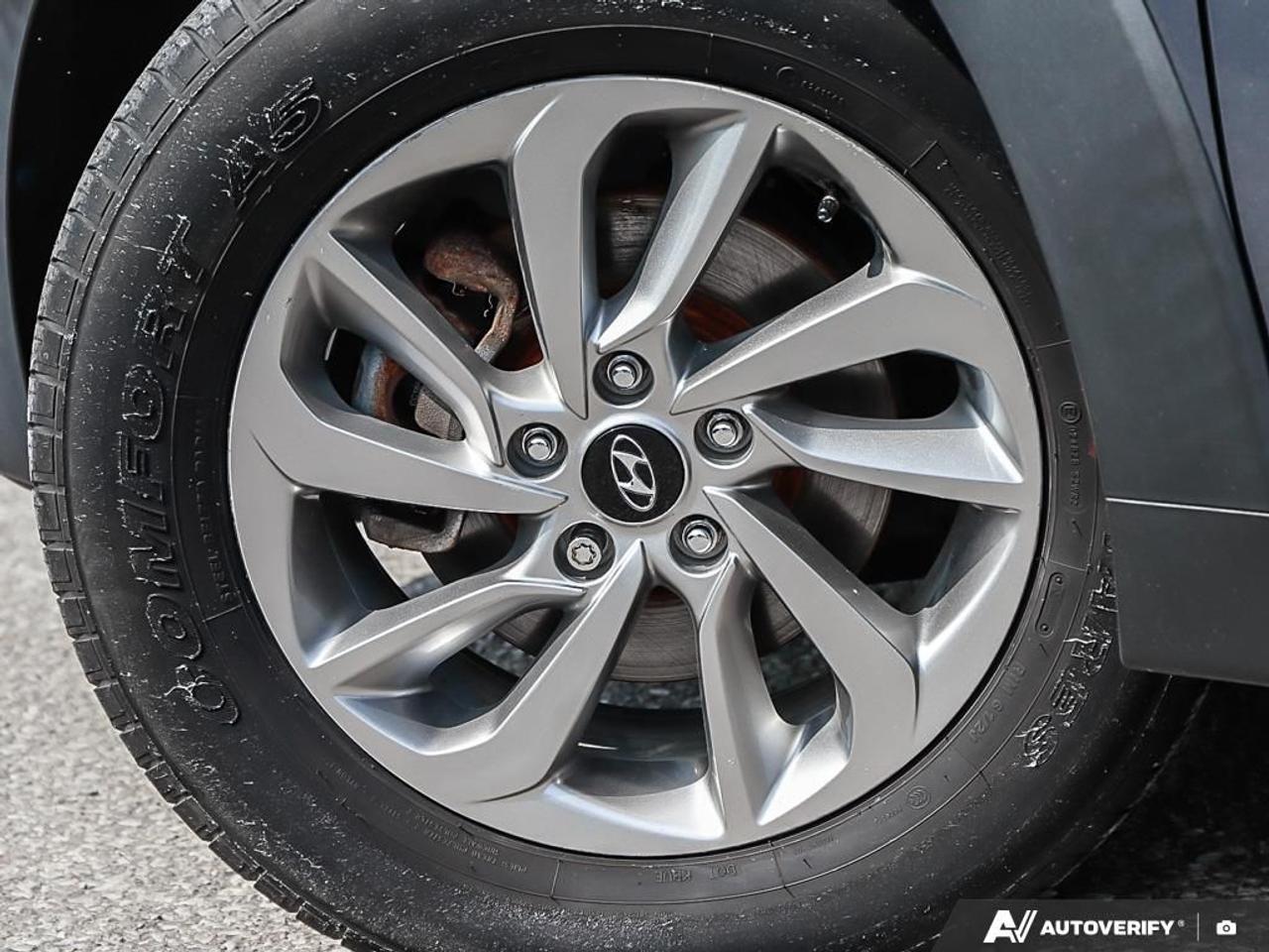 2016 Hyundai Tucson Premium, AWD, ECO, R/V CAM, BSM, HEATED SEATS Photo