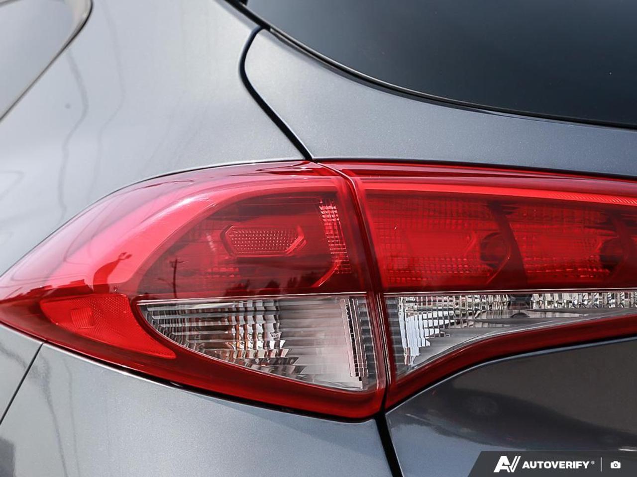 2016 Hyundai Tucson Premium, AWD, ECO, R/V CAM, BSM, HEATED SEATS Photo