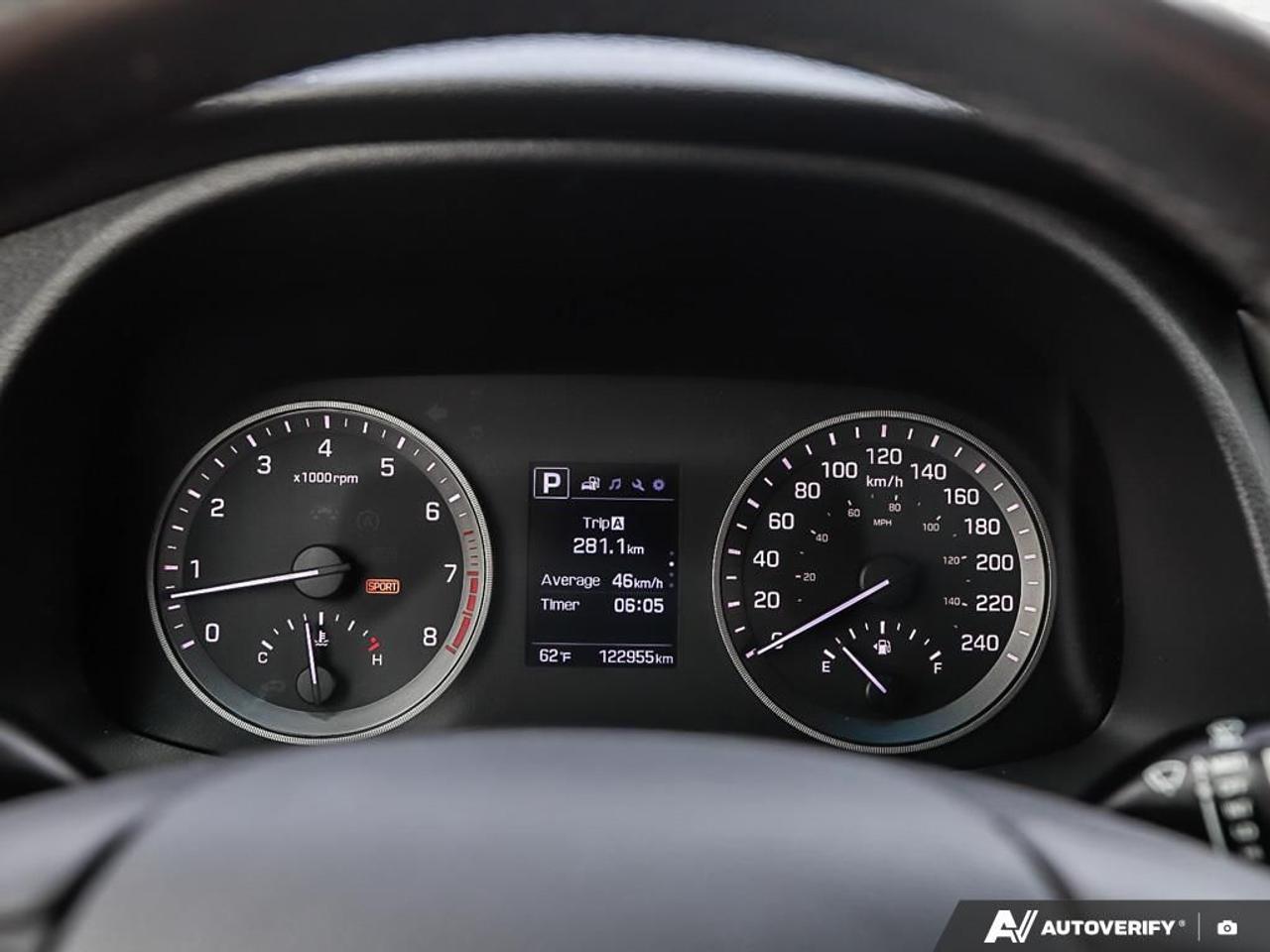 2016 Hyundai Tucson Premium, AWD, ECO, R/V CAM, BSM, HEATED SEATS Photo