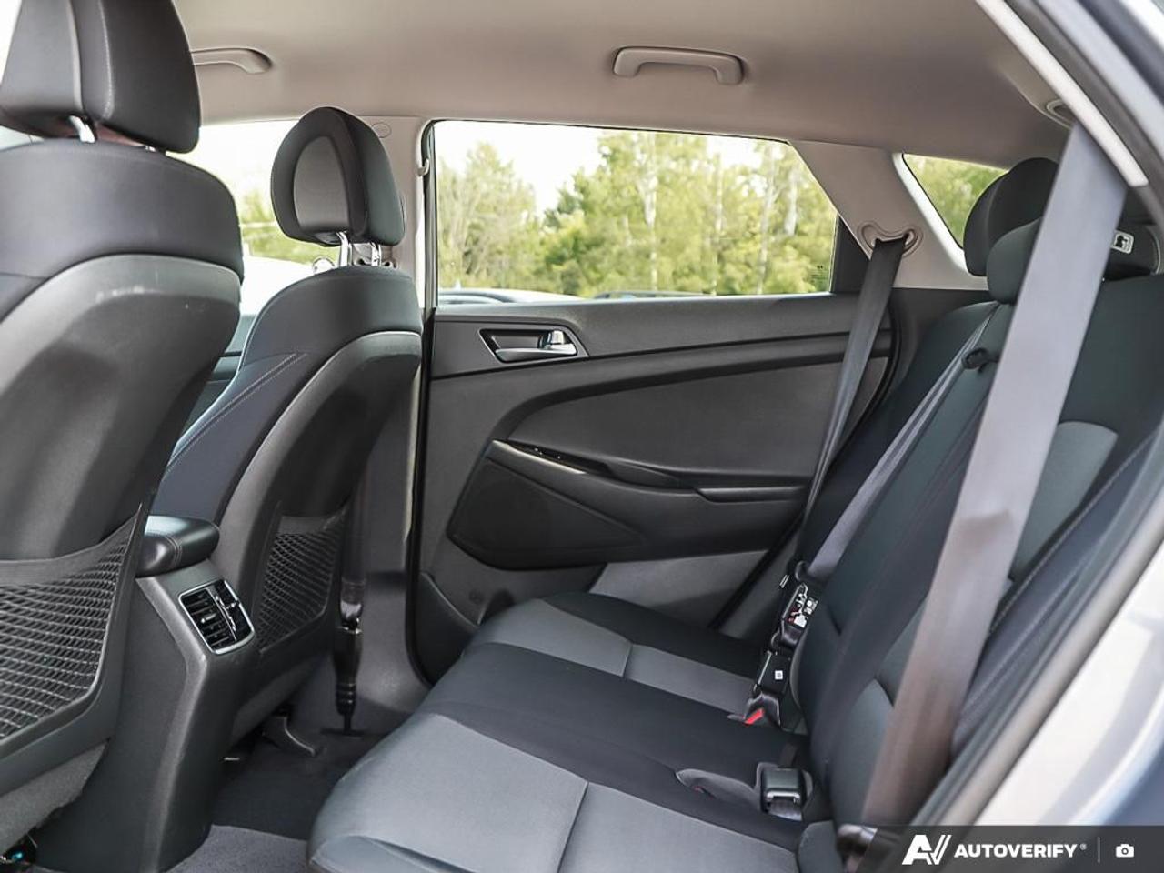 2016 Hyundai Tucson Premium, AWD, ECO, R/V CAM, BSM, HEATED SEATS Photo