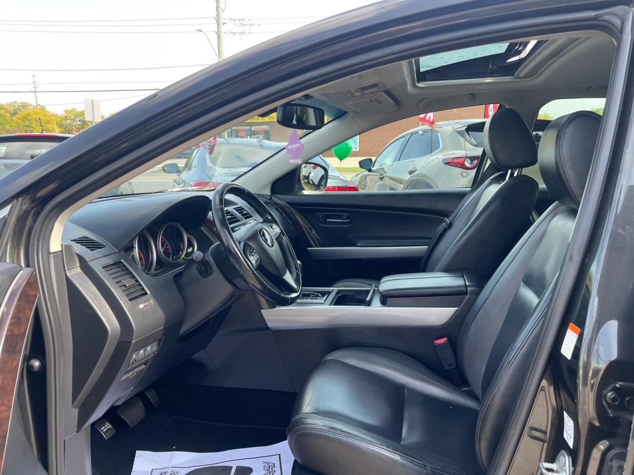 2011 Mazda CX-9 AWD 7 PASSEGERS GT NEW TIRES LEATHER CAM SUNROOF Photo4