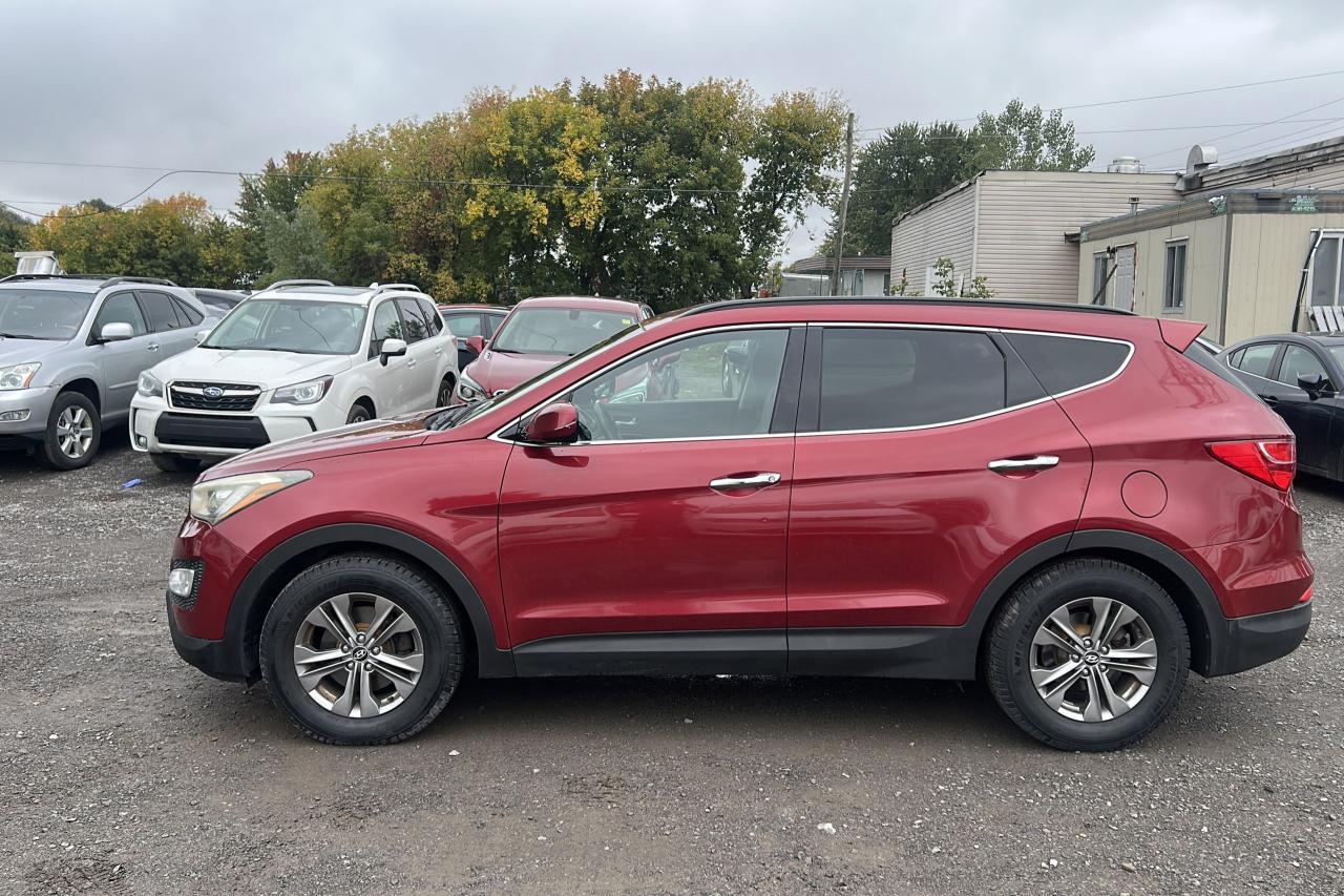 2013 Hyundai Santa Fe GL - Photo #2