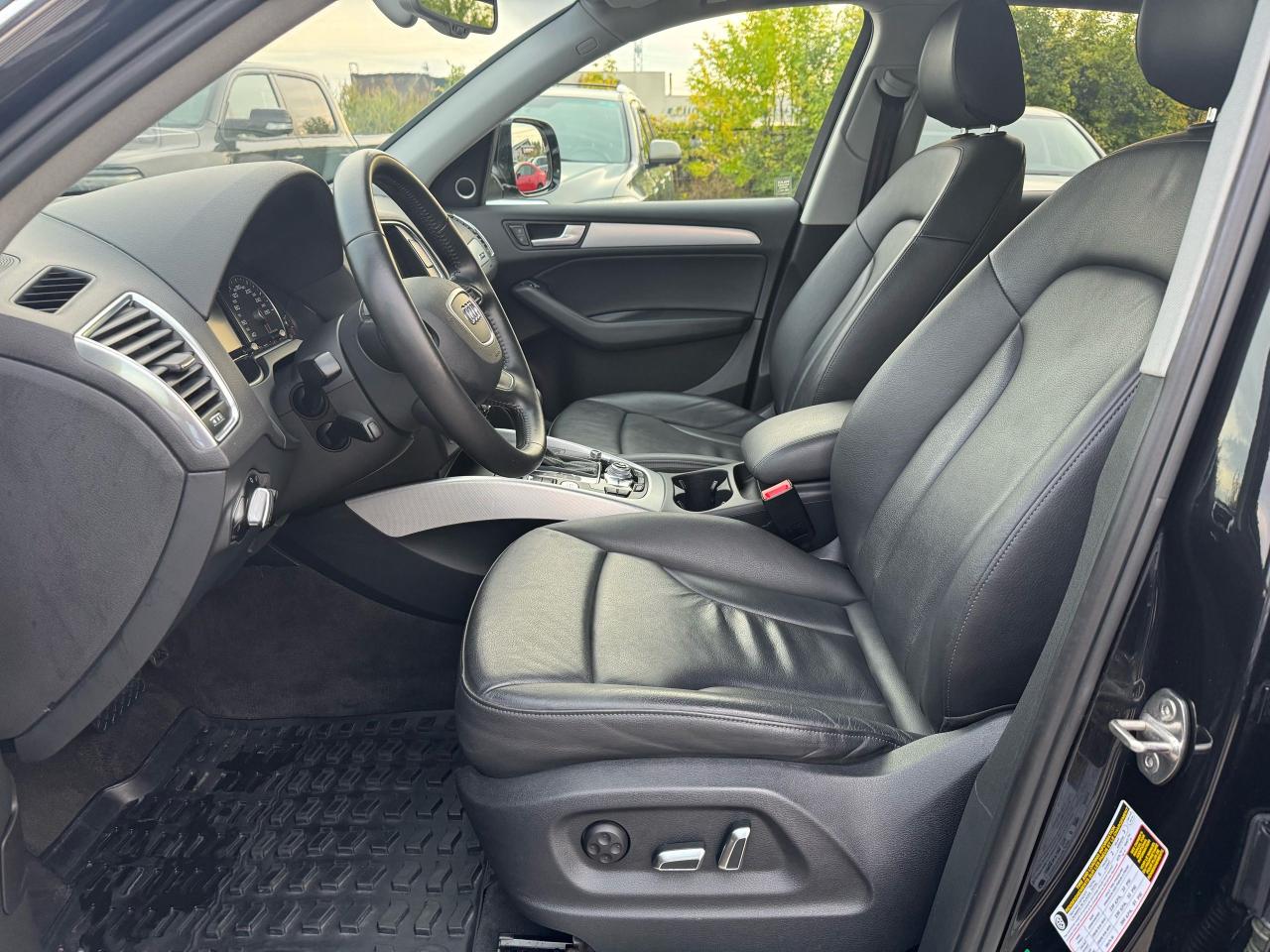2013 Audi Q5 2.0L Premium Plus - Photo #10