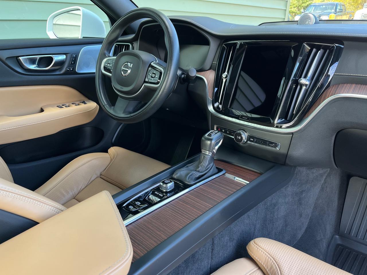 2021 Volvo S60 Inscription - Photo #3