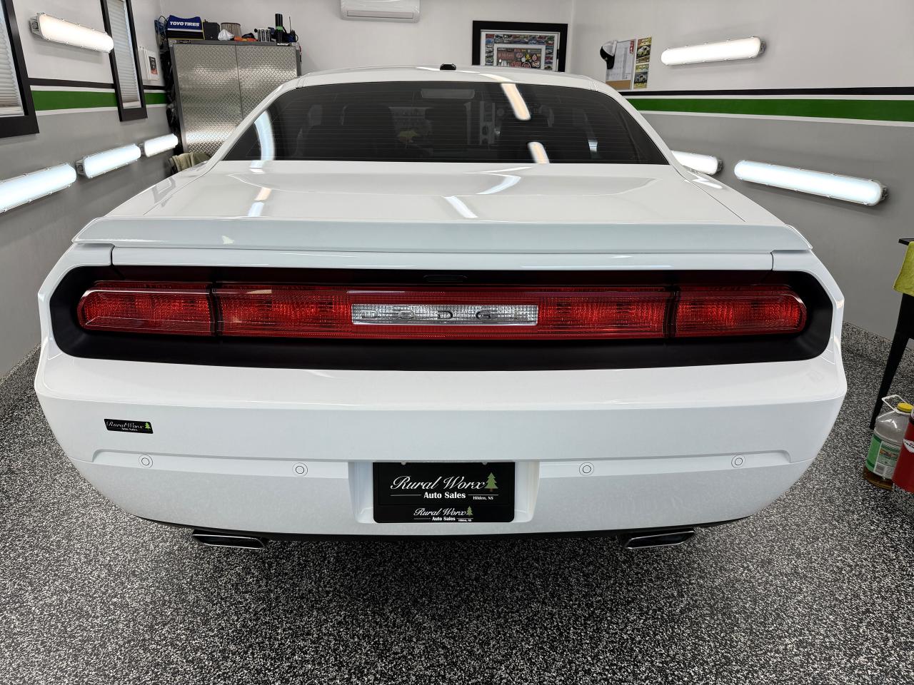 2014 Dodge Challenger R/T Classic - Photo #7