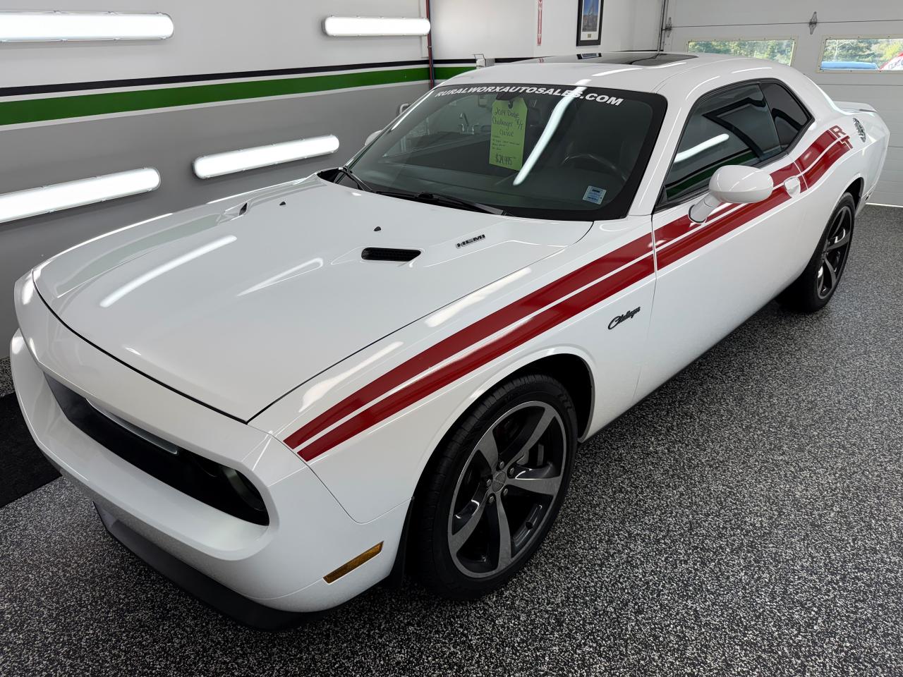 2014 Dodge Challenger R/T Classic - Photo #4