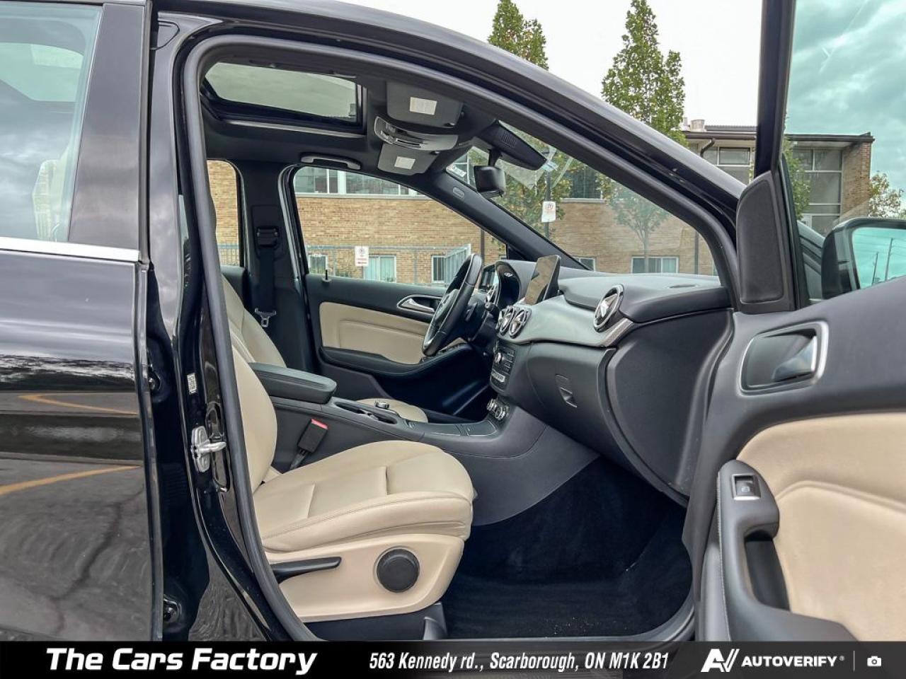 2017 Mercedes-Benz B-Class B250 SPORTS TOURER 4MATIC No Accident! - Photo #22