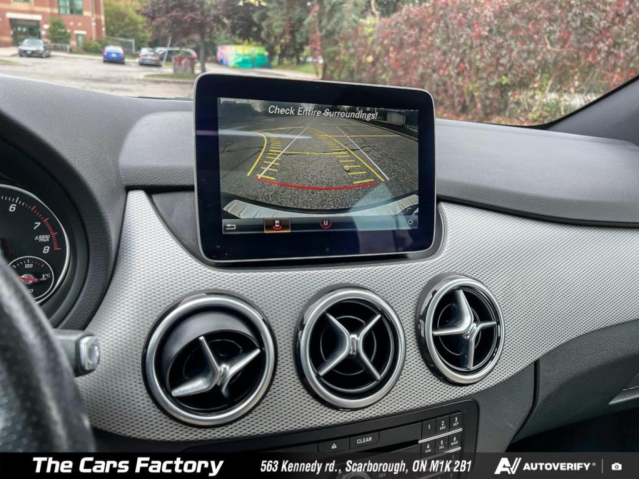 2017 Mercedes-Benz B-Class B250 SPORTS TOURER 4MATIC No Accident! - Photo #18