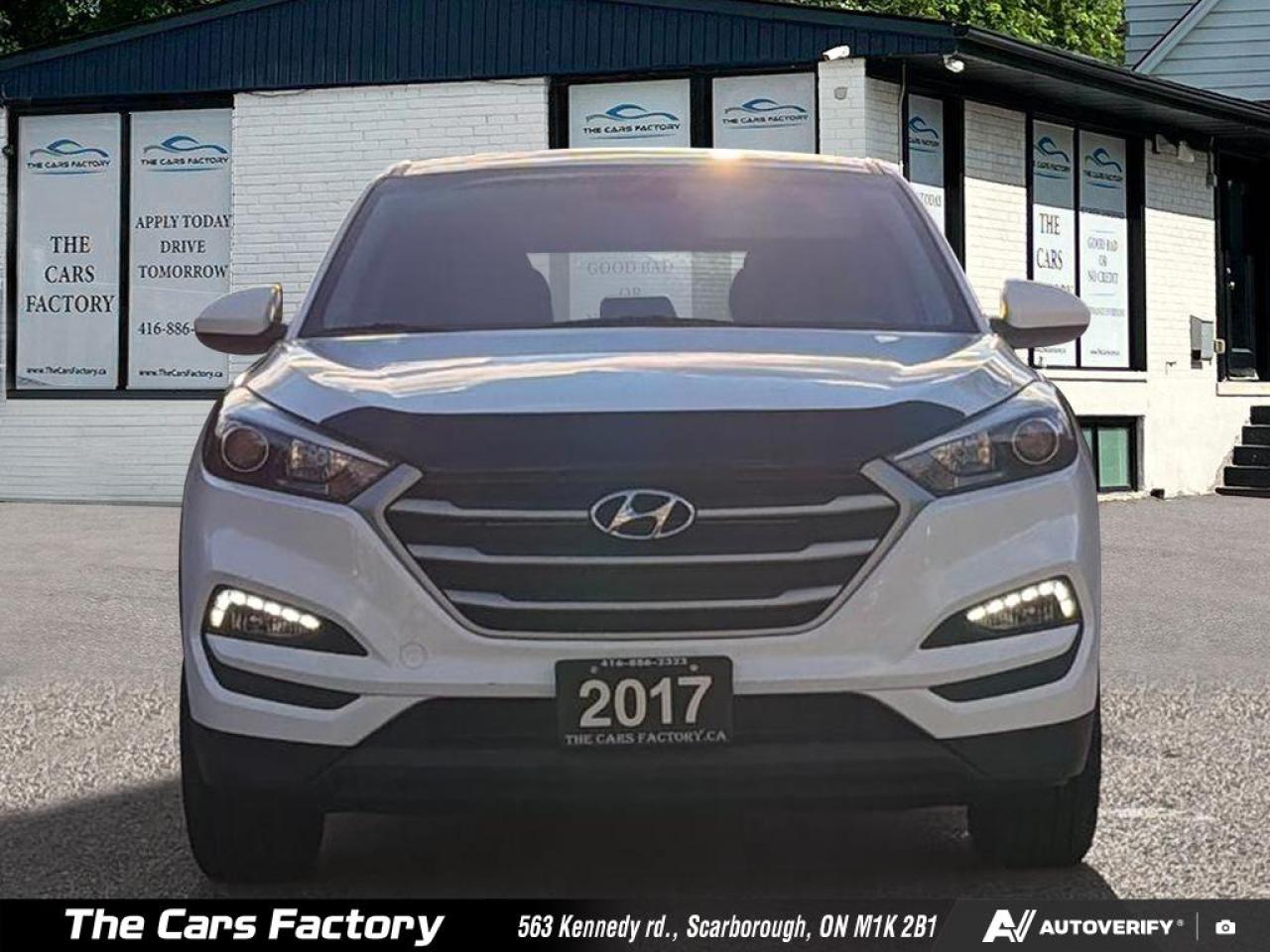 2017 Hyundai Tucson SE AWD 2.0L 1-Owner Very Clean No Accidnet! - Photo #2