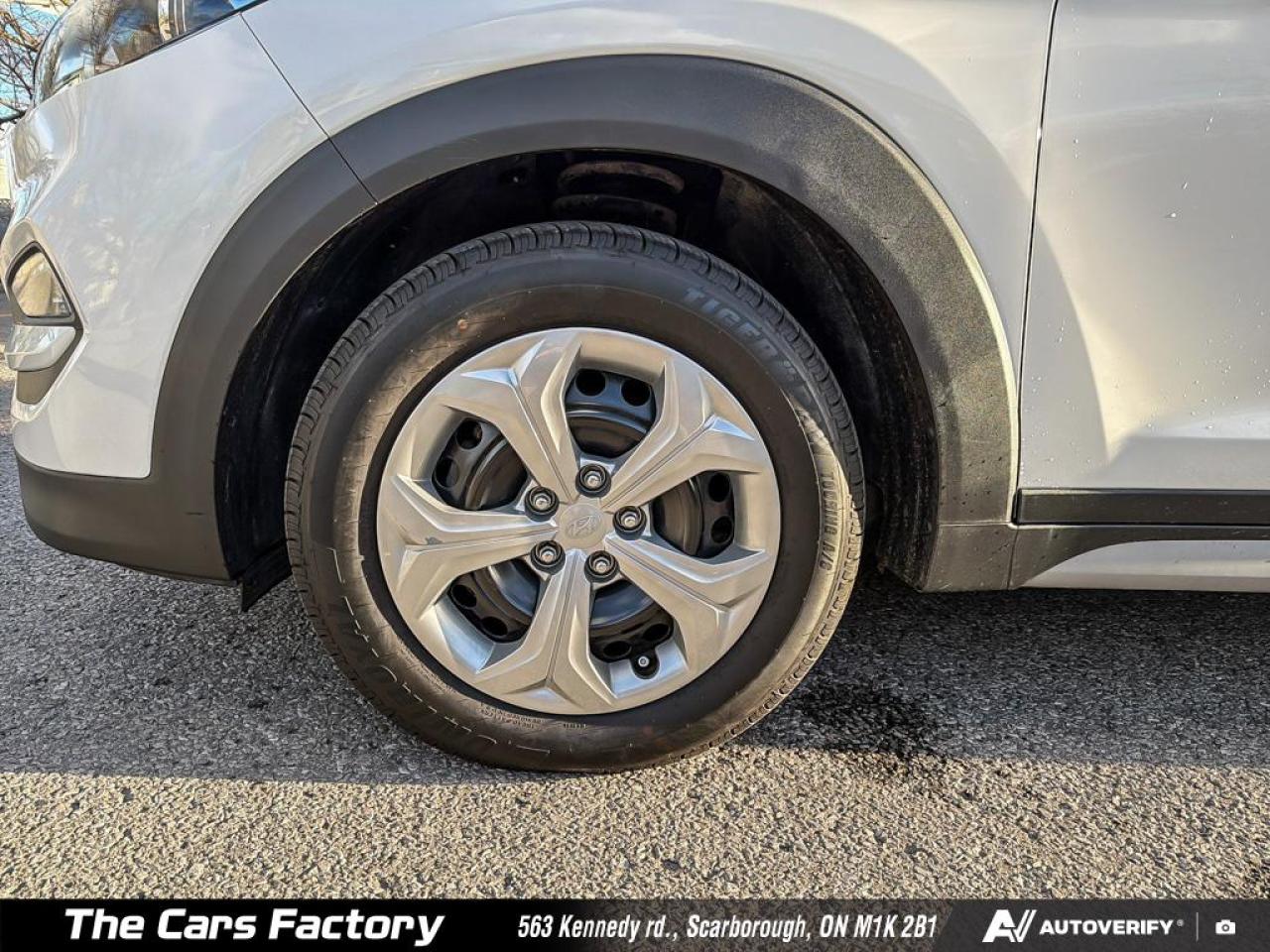 2017 Hyundai Tucson SE AWD 2.0L 1-Owner Very Clean No Accidnet! - Photo #6