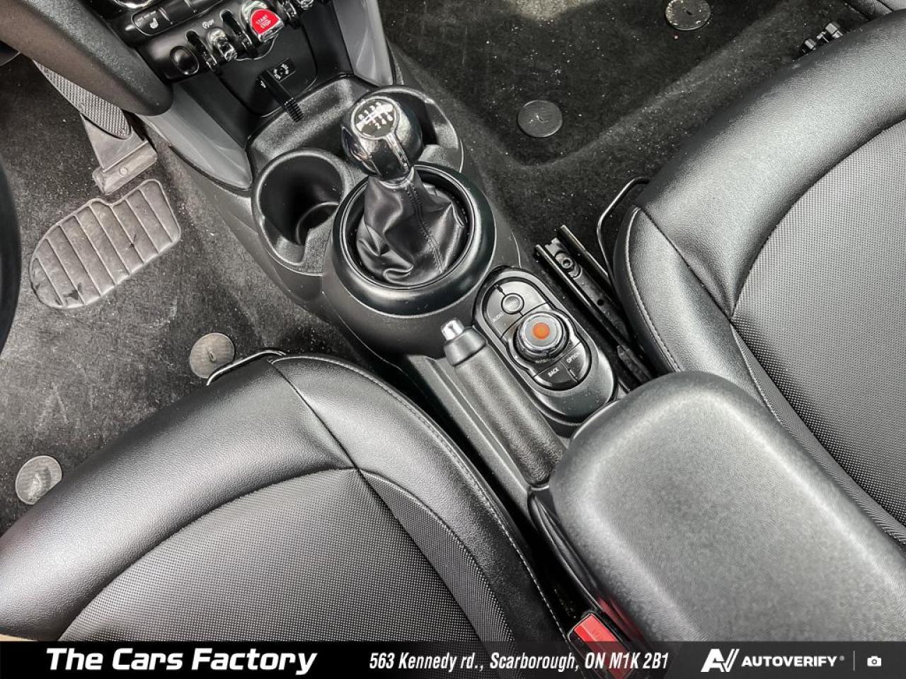 2017 MINI Cooper Manual | ONLY 57,033 KM | Sporty & Iconic - Photo #17