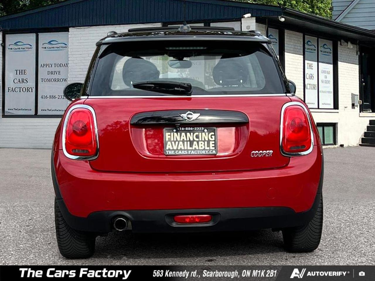 2017 MINI Cooper Manual | ONLY 57,033 KM | Sporty & Iconic Photo4