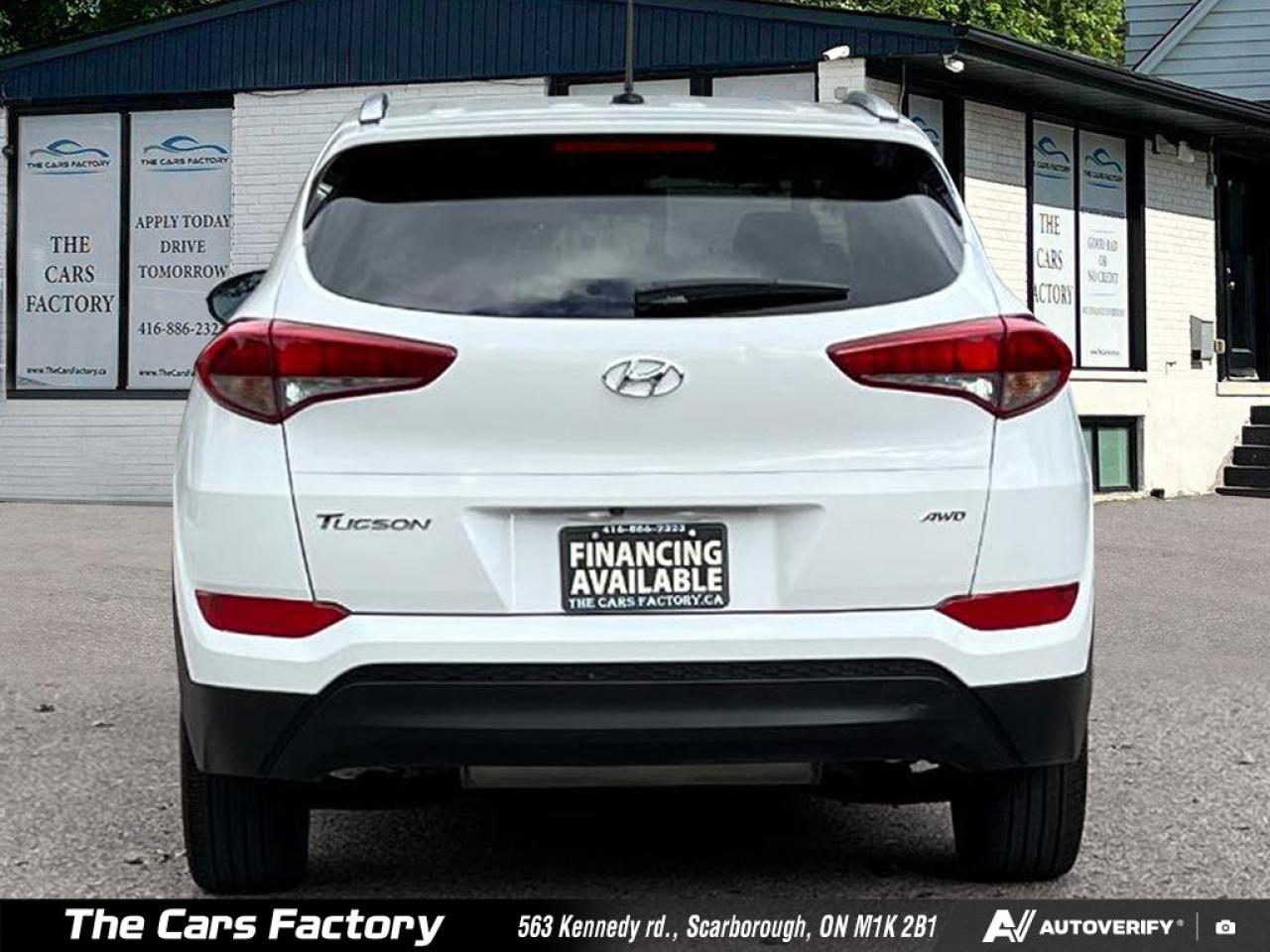 2017 Hyundai Tucson Premium AWD – 1 Owner / Super Clean! Photo4