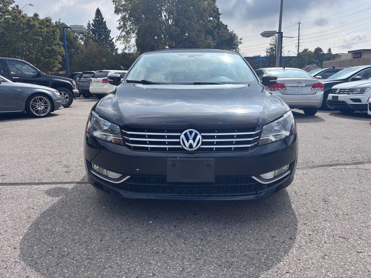 2012 Volkswagen Passat TDI LOW KMS RARE FIND! LOTS OF SERVICE! - Photo #4