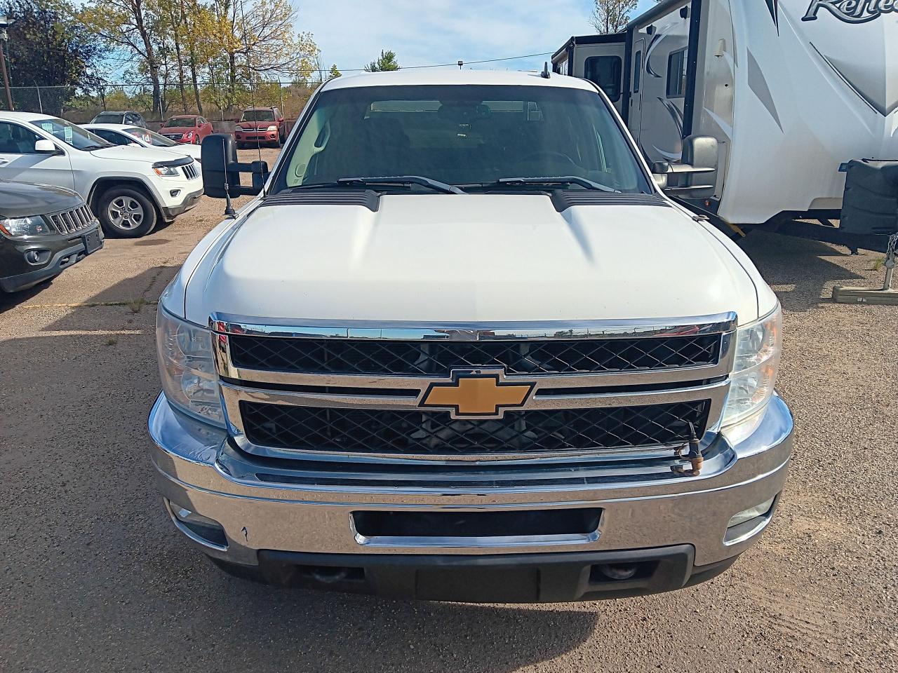 2012 Chevrolet Silverado 3500 LT, Crewcab 4x4, Remote Start, Tow Package, Work B - Photo #3