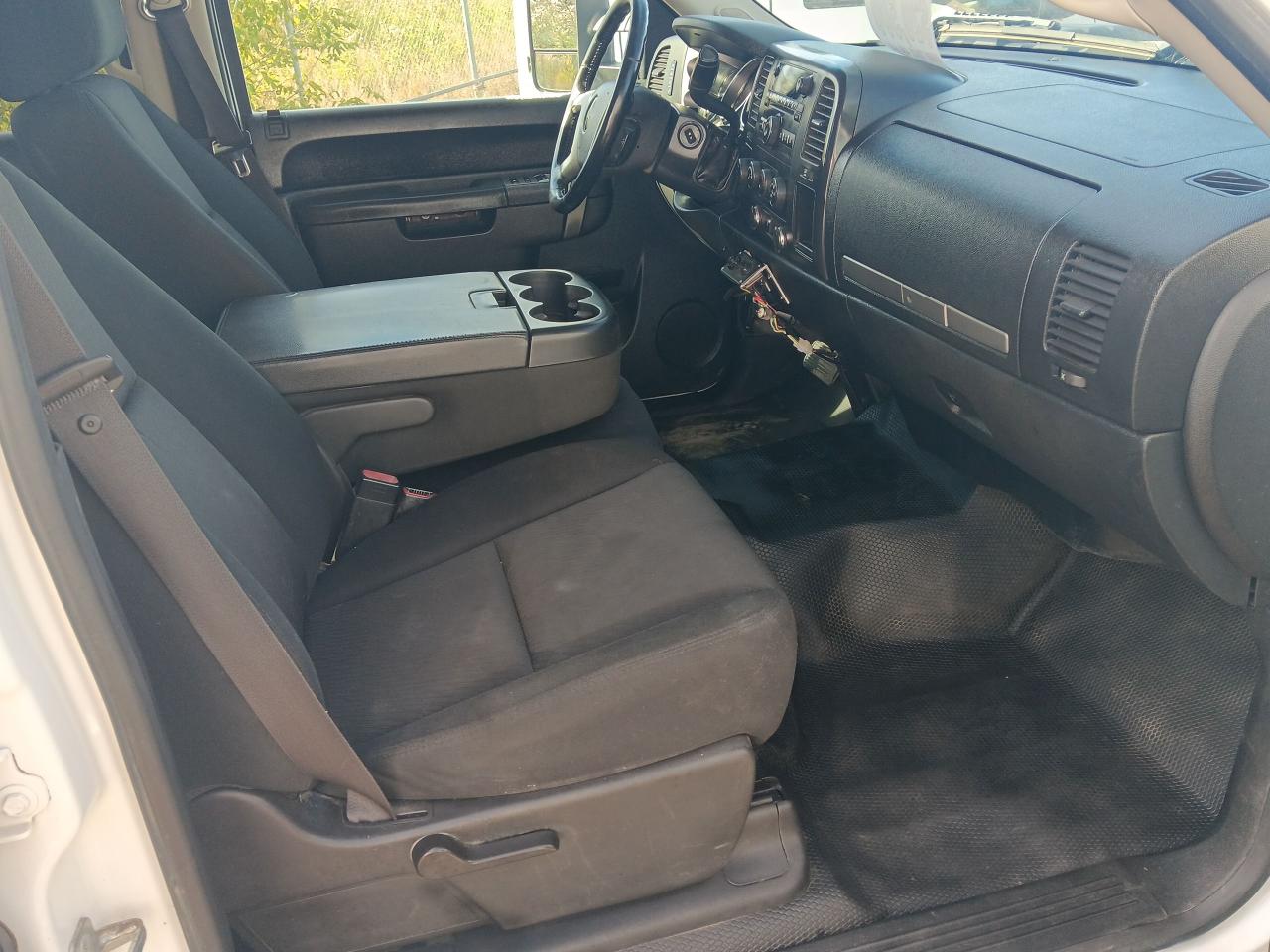 2012 Chevrolet Silverado 3500 LT, Crewcab 4x4, Remote Start, Tow Package, Work B - Photo #22