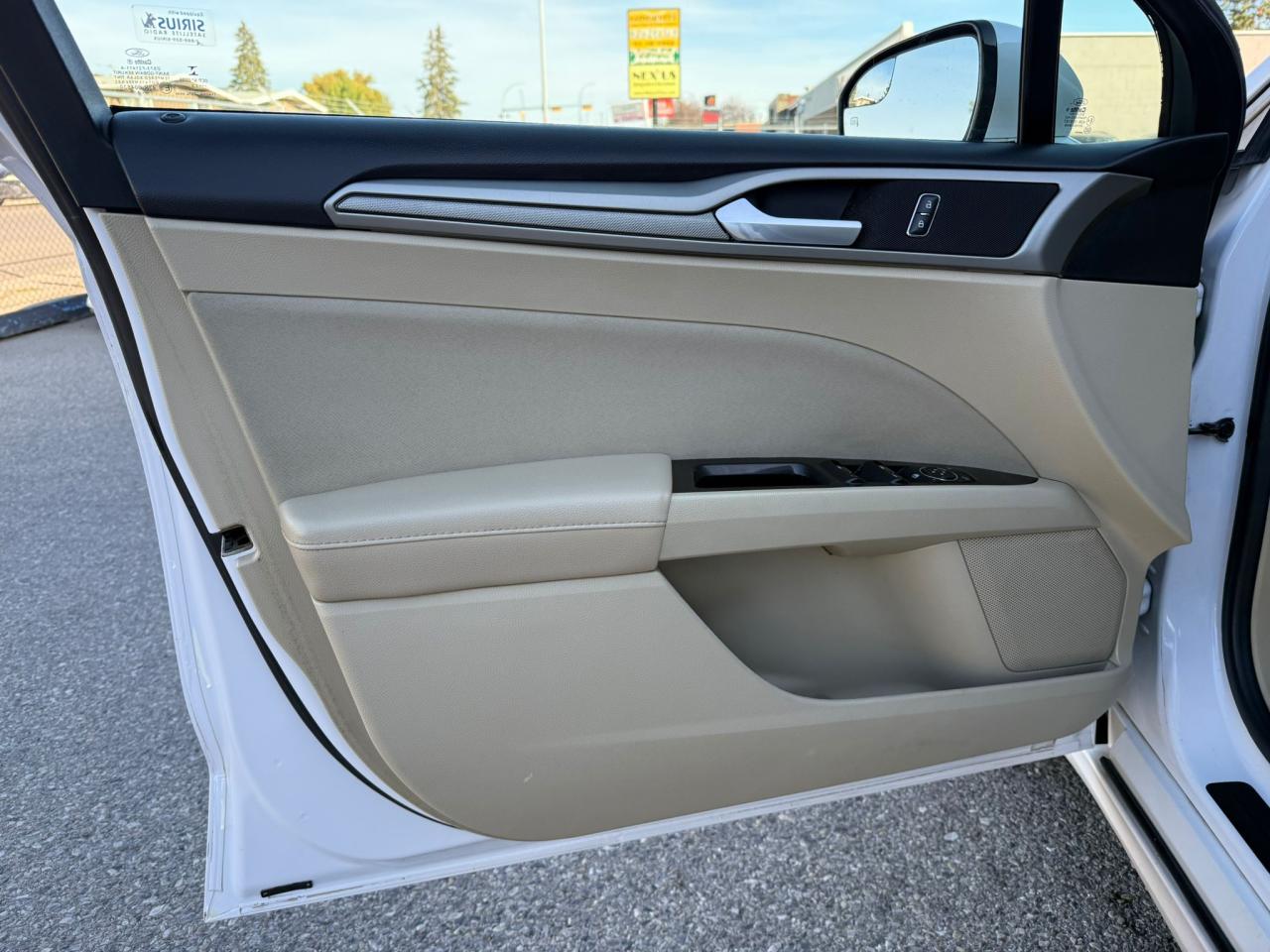2013 Ford Fusion SE – Low KMs | 1.6L EcoBoost | OOP Inspected! - Photo #15