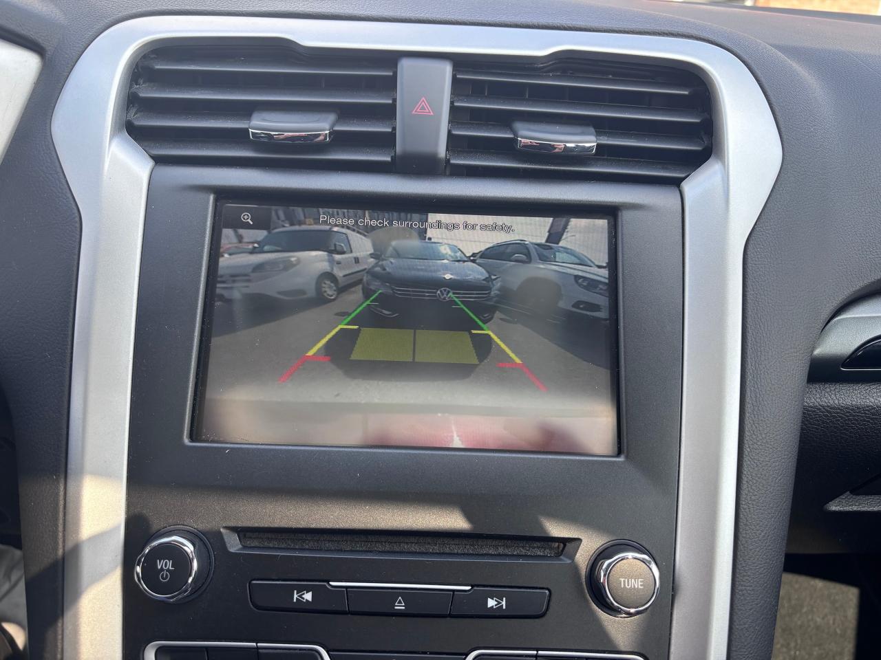 2016 Ford Fusion AWD LOW KMS! LOADED! - Photo #30