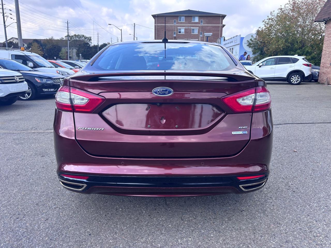 2016 Ford Fusion AWD LOW KMS! LOADED! - Photo #8