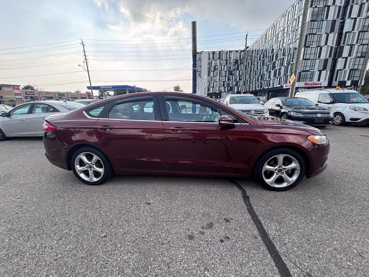 2016 Ford Fusion AWD LOW KMS! LOADED! - Photo #6