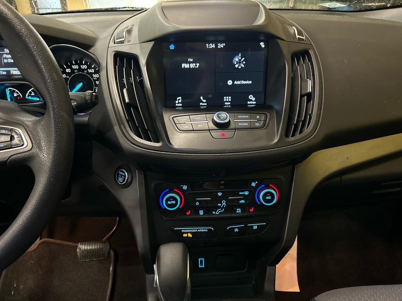 2019 Ford Escape SE - Photo #11