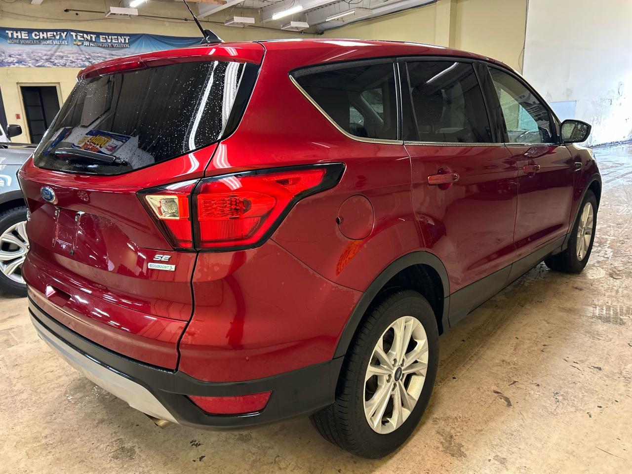 2019 Ford Escape SE - Photo #5