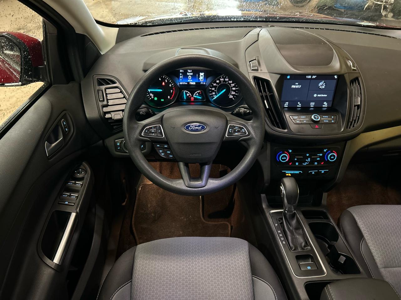 2019 Ford Escape SE - Photo #15