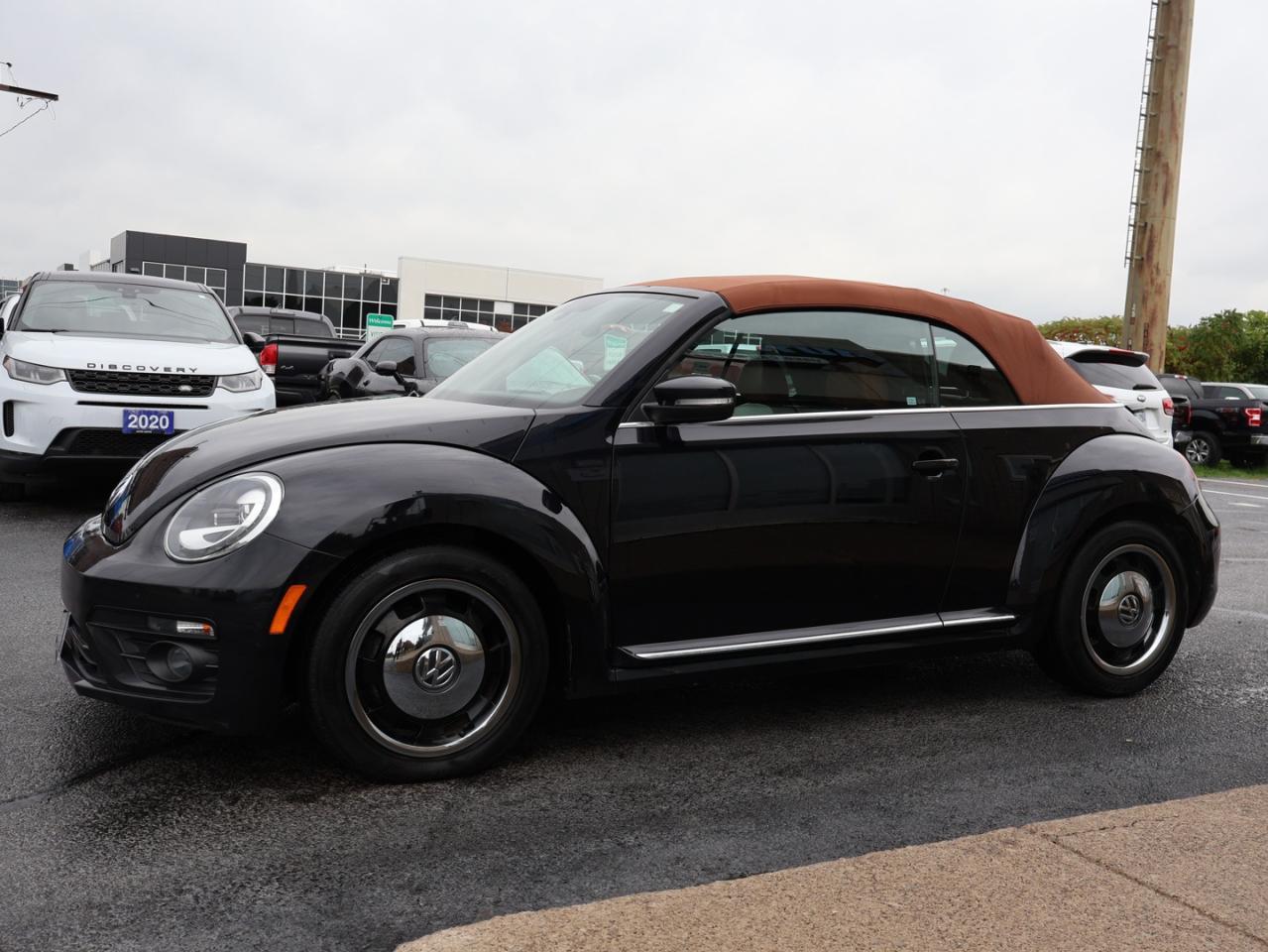 2017 Volkswagen Beetle 1.8T S CONVERTIBLE CERTIFIED *ACCIDENT FREE*V.W MAINTAIN* CAMERA BLUETOOTH LEATHER HEATED SEATS CRUISE ALLOYS - Photo #3