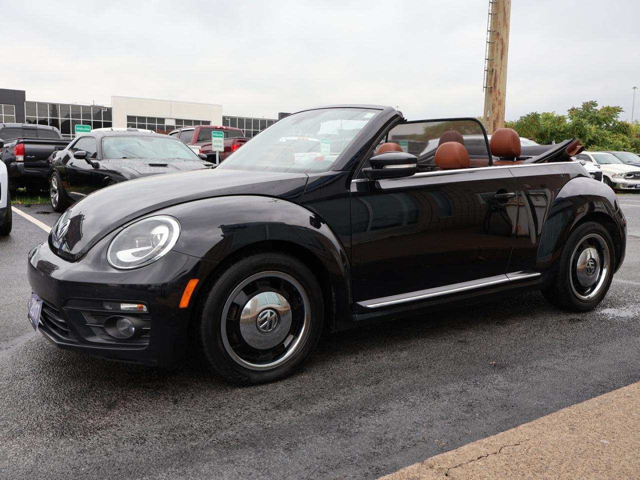 2017 Volkswagen Beetle 1.8T S CONVERTIBLE CERTIFIED *ACCIDENT FREE*V.W MAINTAIN* CAMERA BLUETOOTH LEATHER HEATED SEATS CRUISE ALLOYS - Photo #10