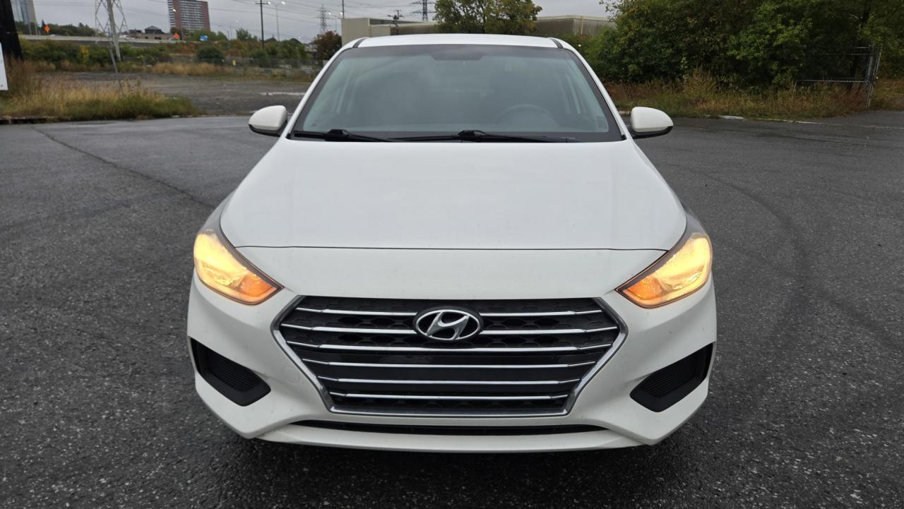 2019 Hyundai Accent SE 4-Door 6A - Photo #8