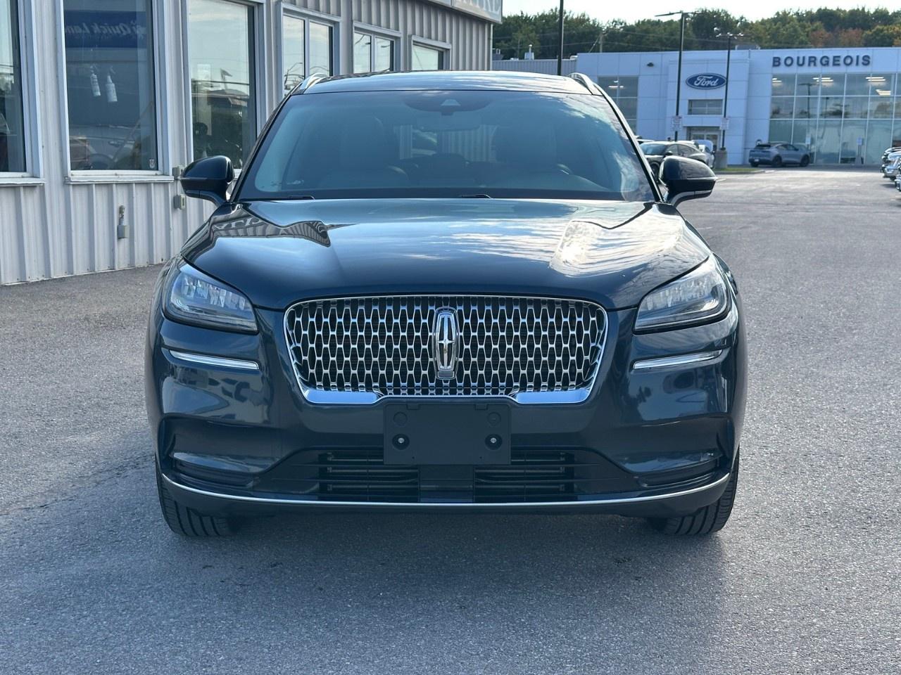 2022 Lincoln Corsair Reserve AWD Photo2