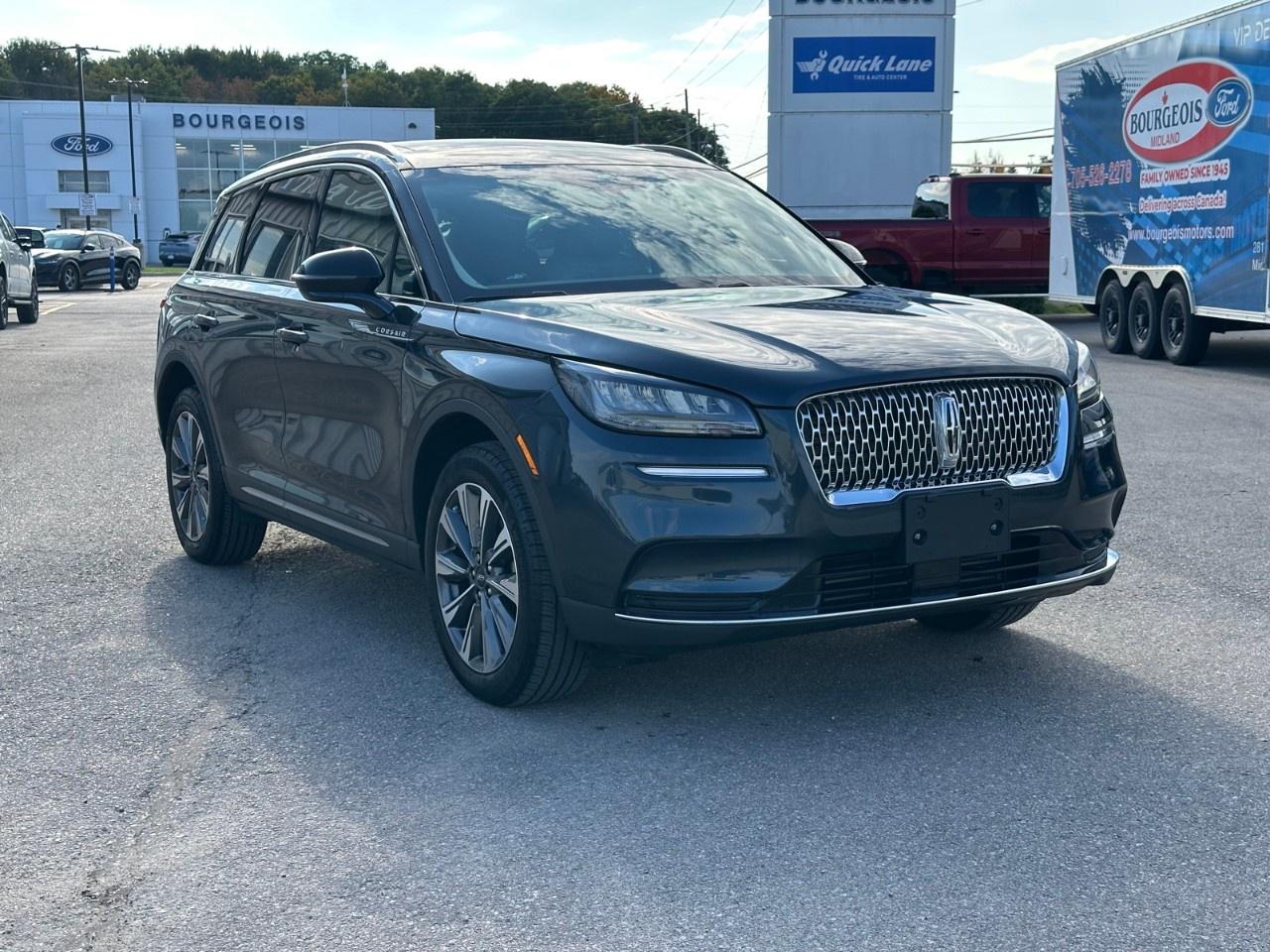 2022 Lincoln Corsair Reserve AWD Photo3