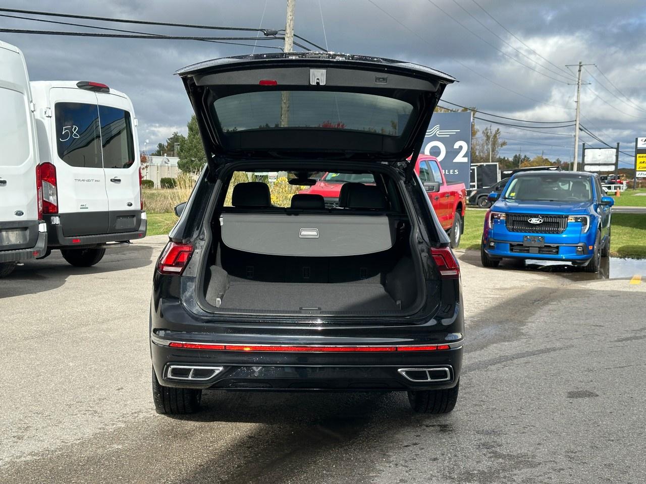 2024 Volkswagen Tiguan HIGHLINE R-LINE 4MOTION Photo