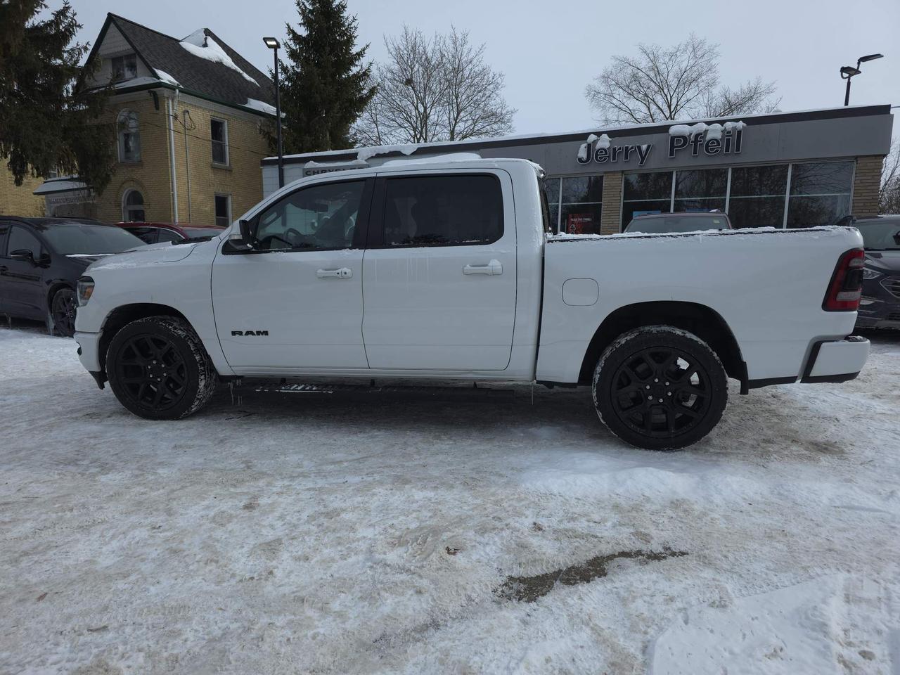 2022 RAM 1500 Sport HEADS UP DISPLAY! 4X4! CREW CAB!CAB! Photo